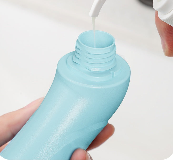 Hand-held Pet Grooming Comb